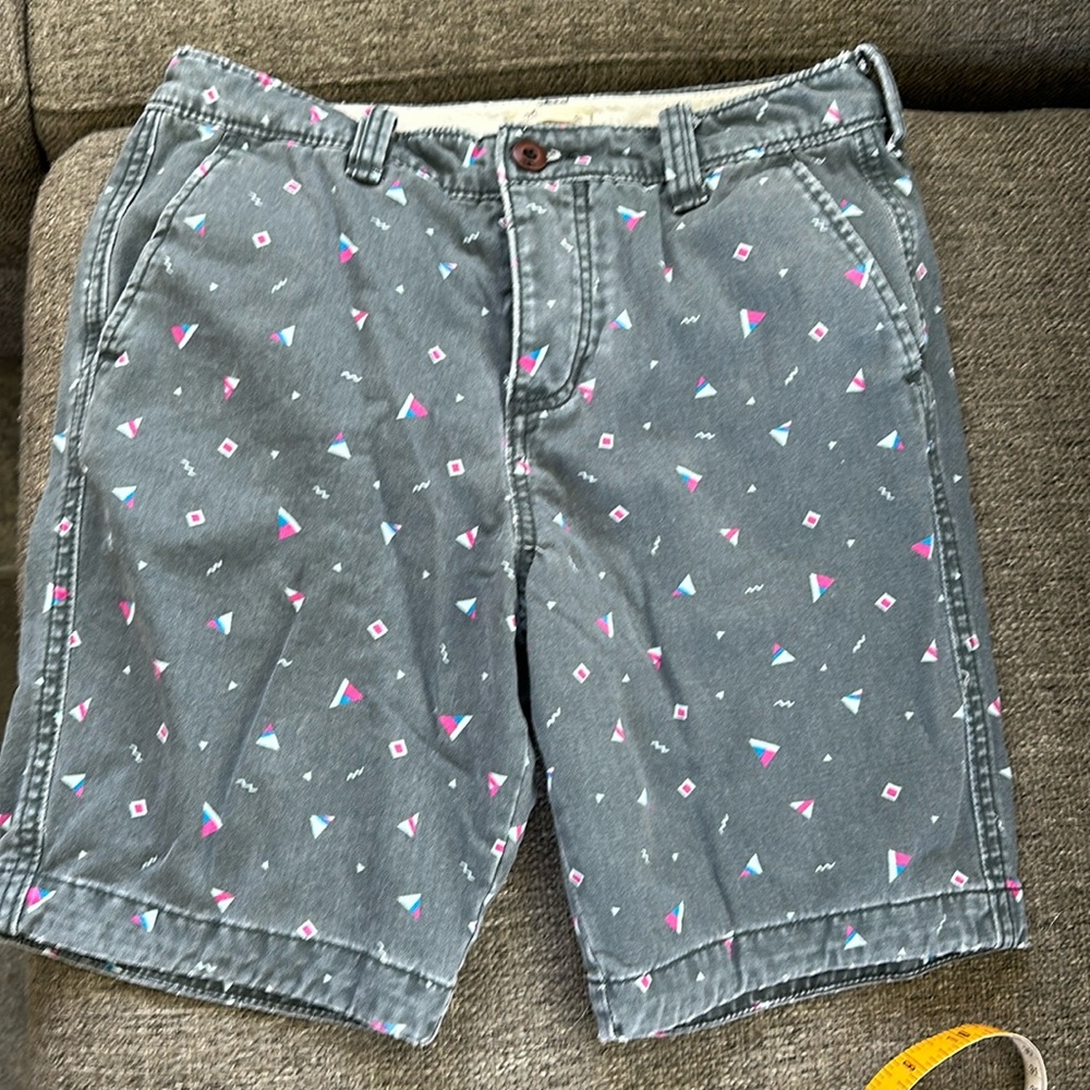 Hollister Mens Retro 90s Geometric Print Chino Shorts Gray Size 30